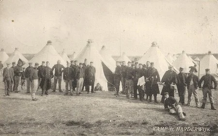 Le camp d'internement d'Harderwijk aux Pays-Bas pendant la Premi&egrave;re Guerre Mondiale