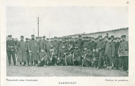 Le peloton de Pompiers du camp de Darmstadt pendant la Premi&egrave;re Guerre Mondiale
