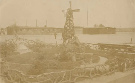 Le moulin du camp de prisonniers de Friedrichsfeld pendant la Premi&egrave;re Guerre Mondiale