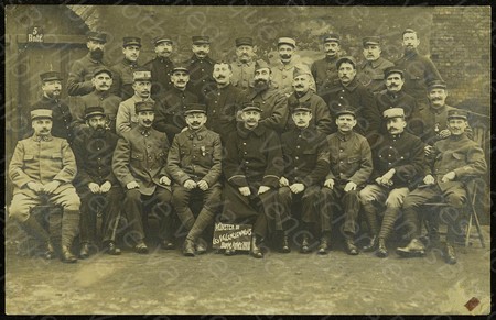 Un groupe de Valenciennois prisonniers au camp de Munster III pendant la Grande Guerre