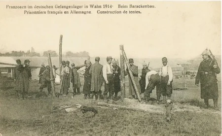 Construction de tentes au camp de prisonniers de Wahn