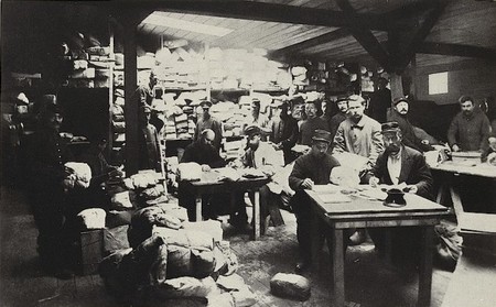 la poste au colis du camp de Friedrichsfeld pendant la Première Guerre Mondiale
