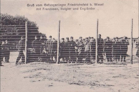 Des prisonniers français au camp de Friedrichsfeld