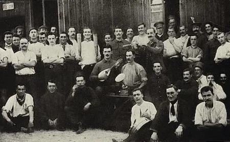 des prisonniers anglais dans le camp de Schneidem&uuml;hl pendant la Grande Guerre