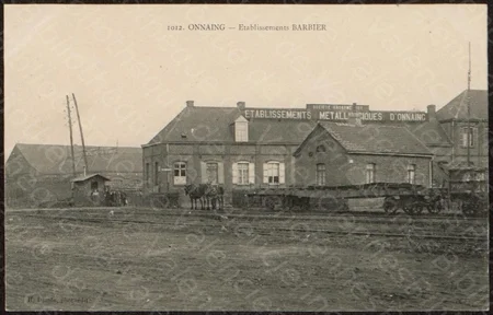 Les &eacute;tablissement Barbier &agrave; Onnaing sur une carte postale ancienne