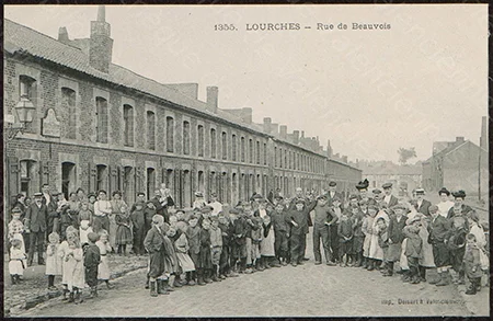 La rue de Beauvois &agrave; Lourches, o&ugrave; vit Joseph CARIN en 1906