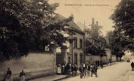 L'usine Oudin de Bétheniville sur une carte postale ancienne