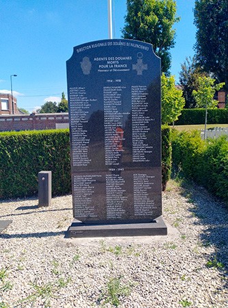 Monument en hommage aux agents des douanes du Valenciennois morts pour la France pendant la Grande Guerre
