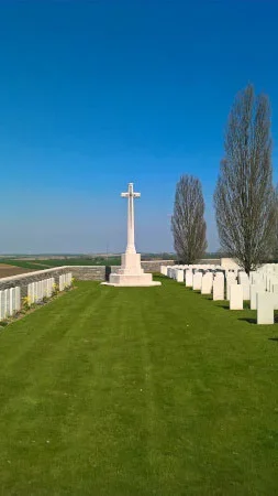 La croix du monument en hommage aux soldats britanniques morts pendant la Première Guerre Mondiale