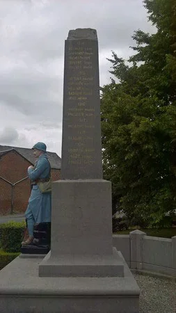 Photo du monument aux Morts de Grand-Fayt dans l'Avesnois