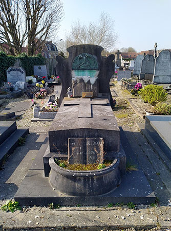 Tombe de Henri DELGRANDE au cimetière Saint-Jean de Valenciennes