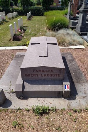 Sepulture de Paul Lacoste au cimetière Saint-Roch de Valenciennes
